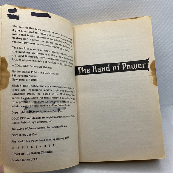 Fear Street Sagas: #16 The Hand of Power First Edition 1999 Softcover Book - Picture 9 of 16